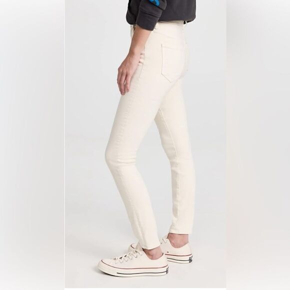 Mother Denim High Waisted Looker Ankle Fray in cream Second Chance 28 - Picture 2 of 7